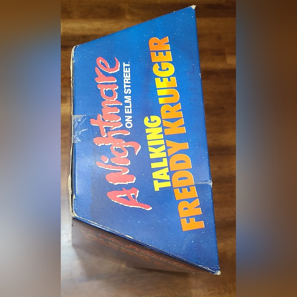 Freddy Krueger 1989 talking doll - Picture 10 of 15